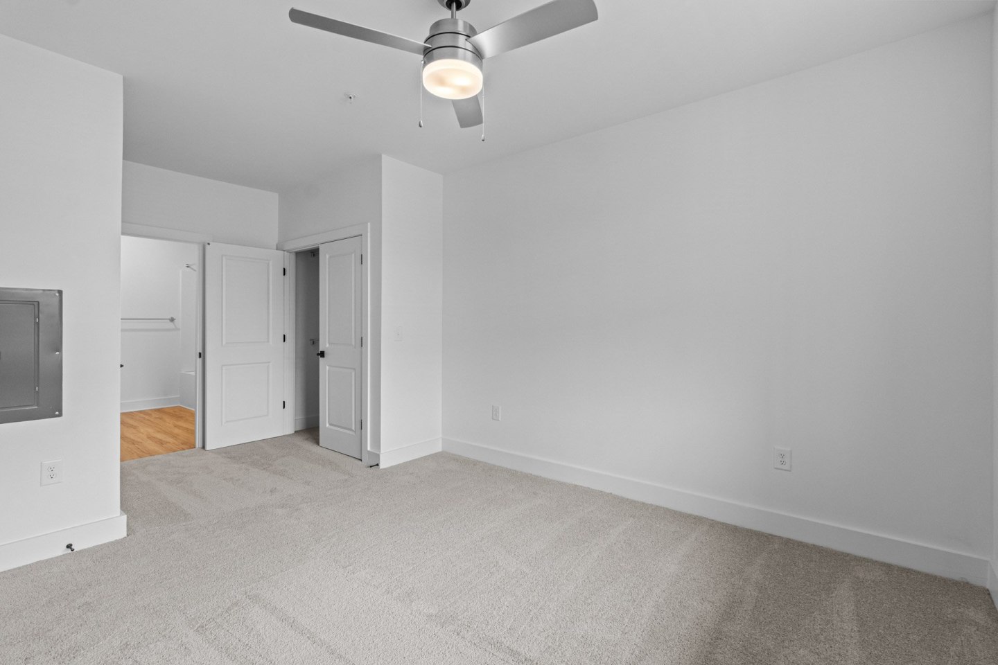 The Nixon Apartments Image 132