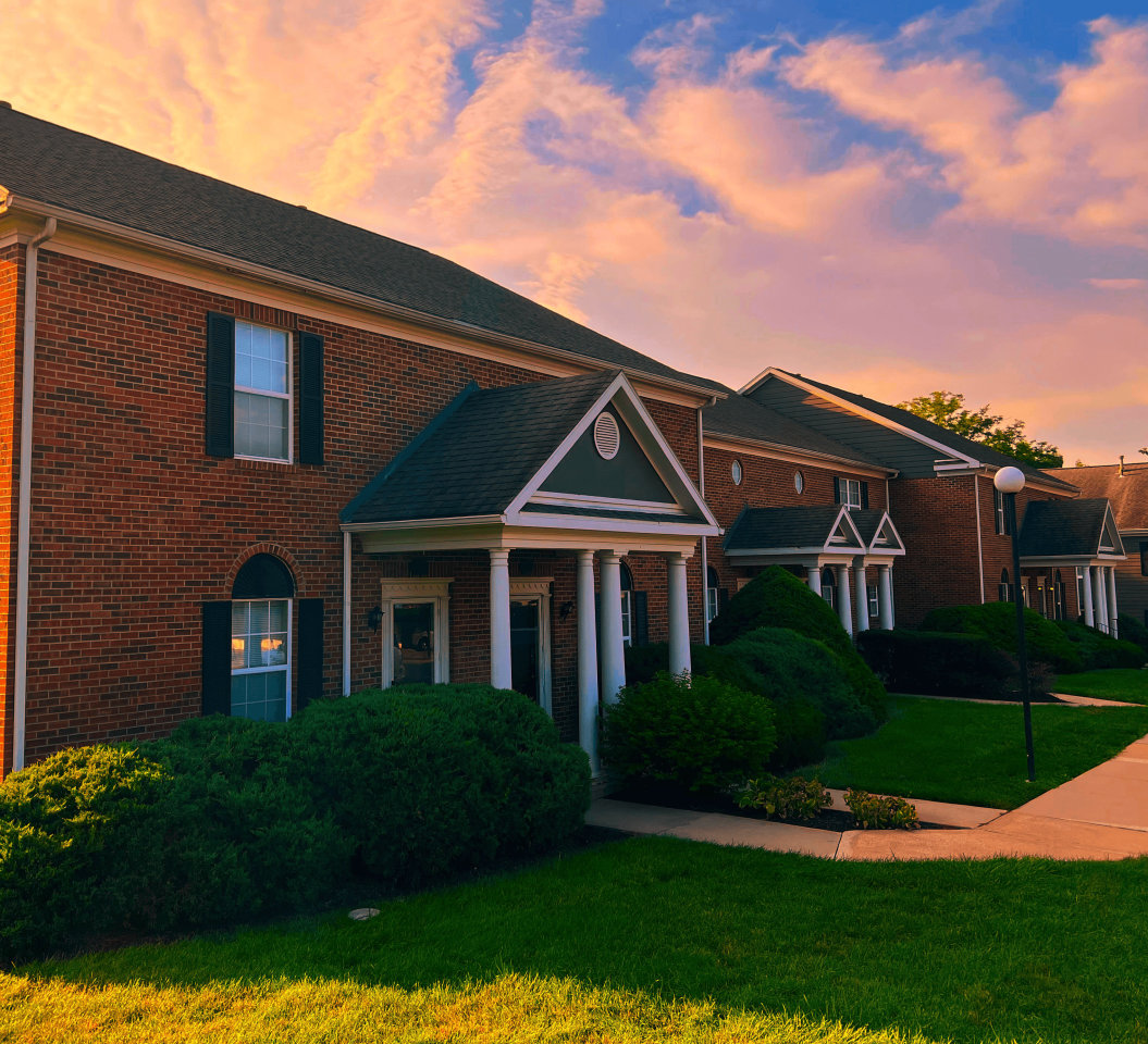 Coach House Apartments Image 2