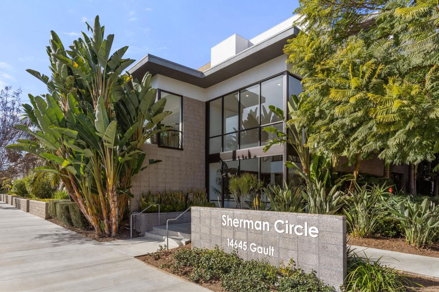 Sherman Circle Image 80
