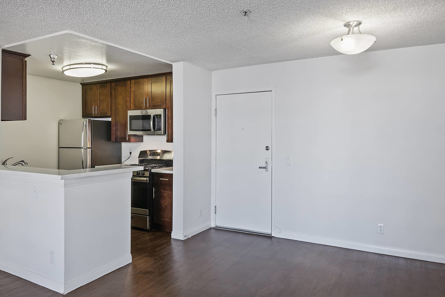 The Jessica Apartments Image 4