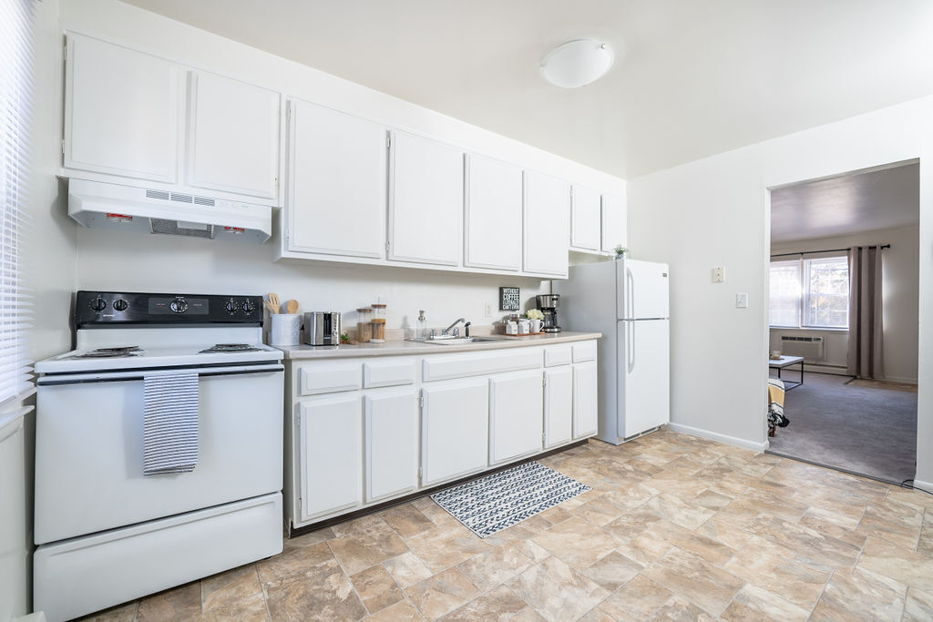 Groton Estates Image 6
