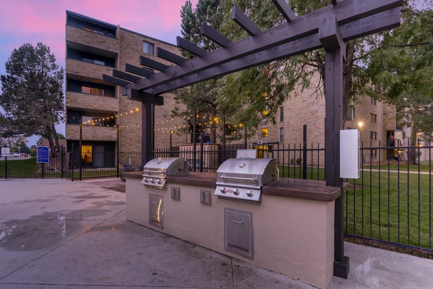 Lakeview Towers at Belmar Image 20