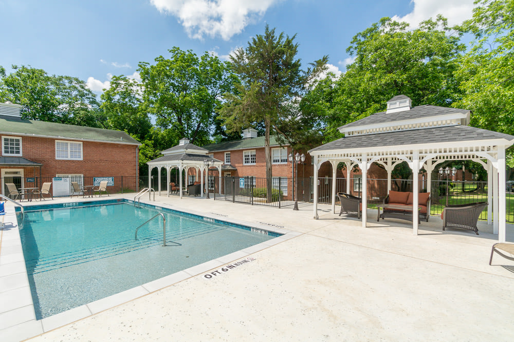 Hampton Plaza at Kessler Park Image 26