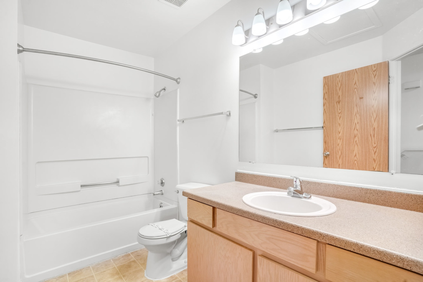 Boulder Hollow Image 9