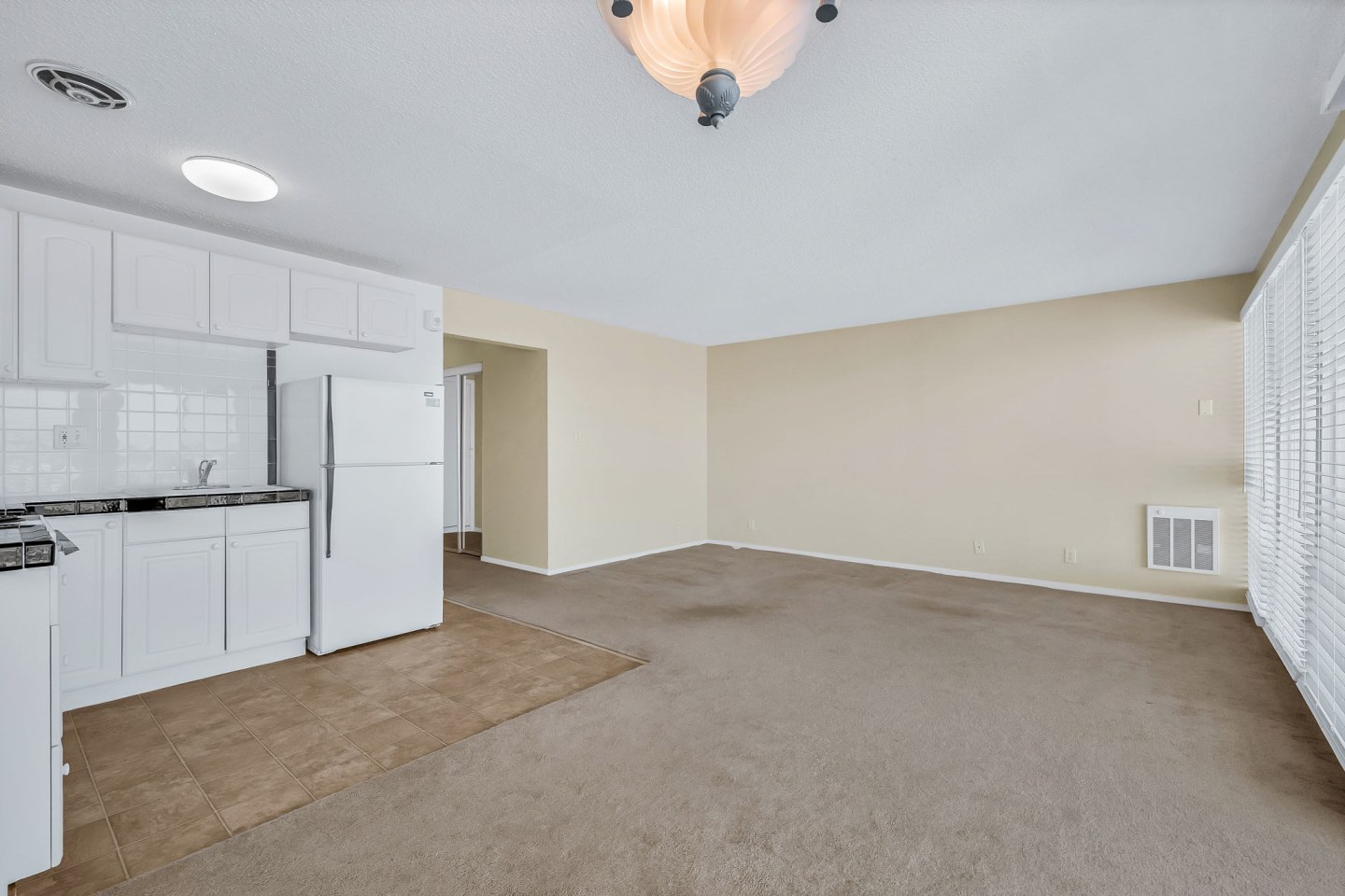 642 ALVARADO Apartments Image 4