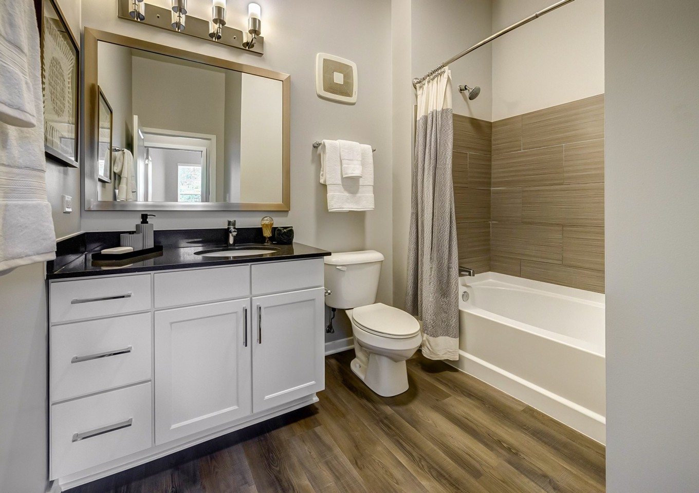 Reserve at Glenview Image 14
