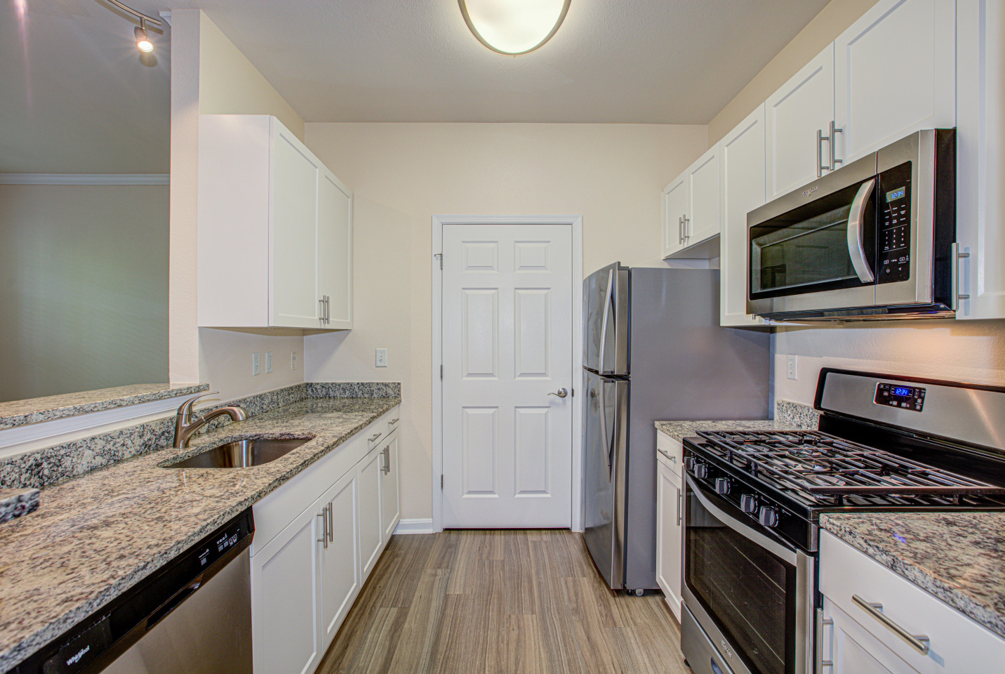 Broadlands Luxury Apartments Image 16