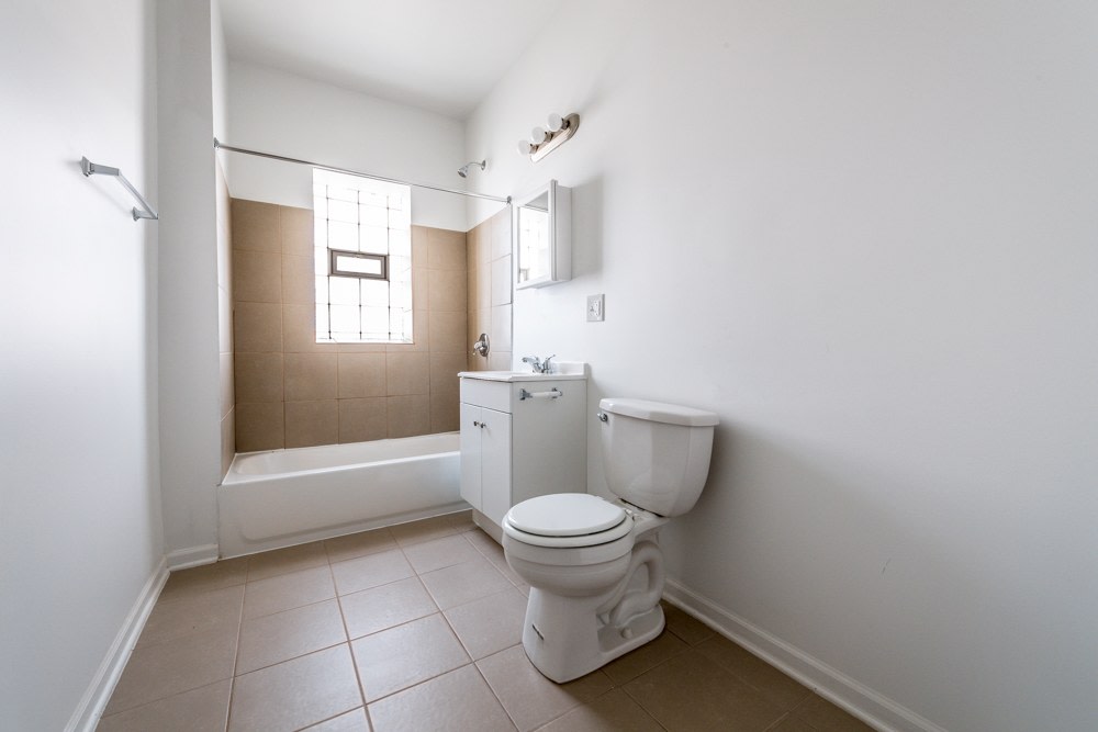 10901 S Vernon Image 8
