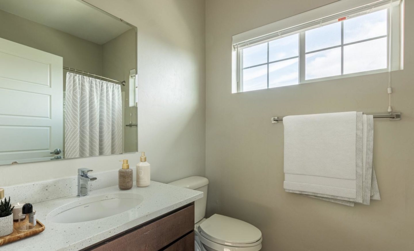 The Enclave Image 56