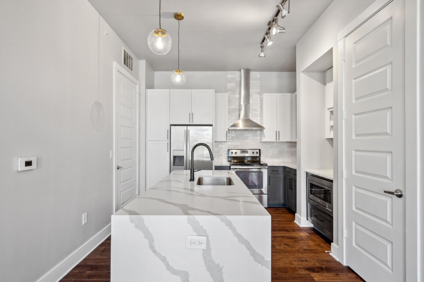 Kade Apartments Image 4