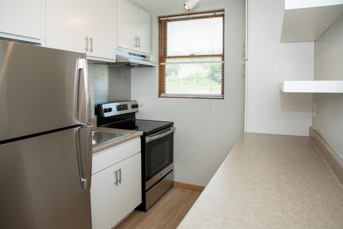 South Highland Apartments Image 13