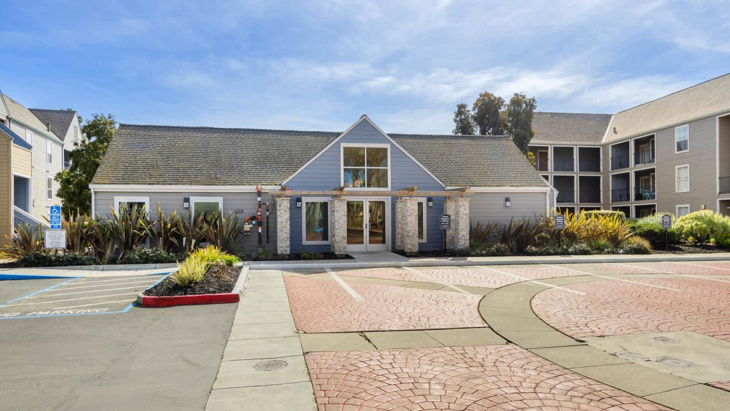 Riva Terra Apartments at Redwood Shores Image 13
