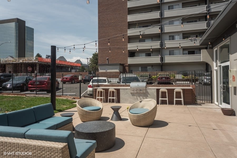 878 S Dexter Image 5