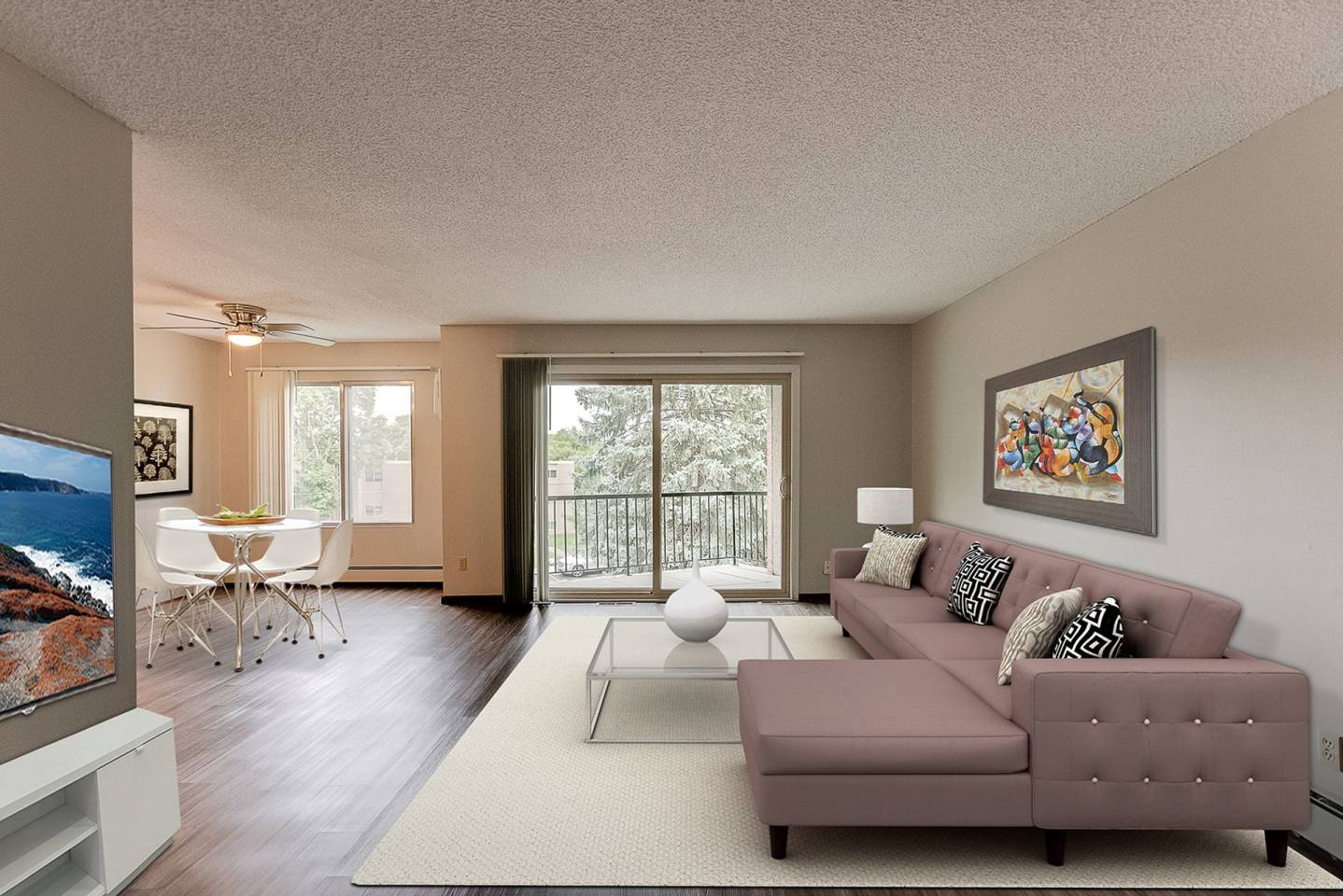 Caravelle Apartments Image 4