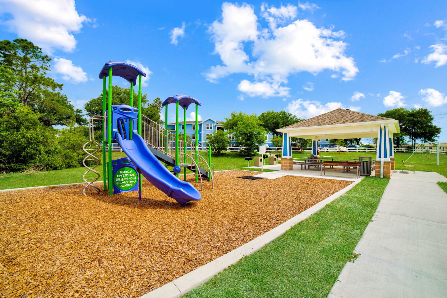 Oaks at St. John - Affordable Housing Image 11