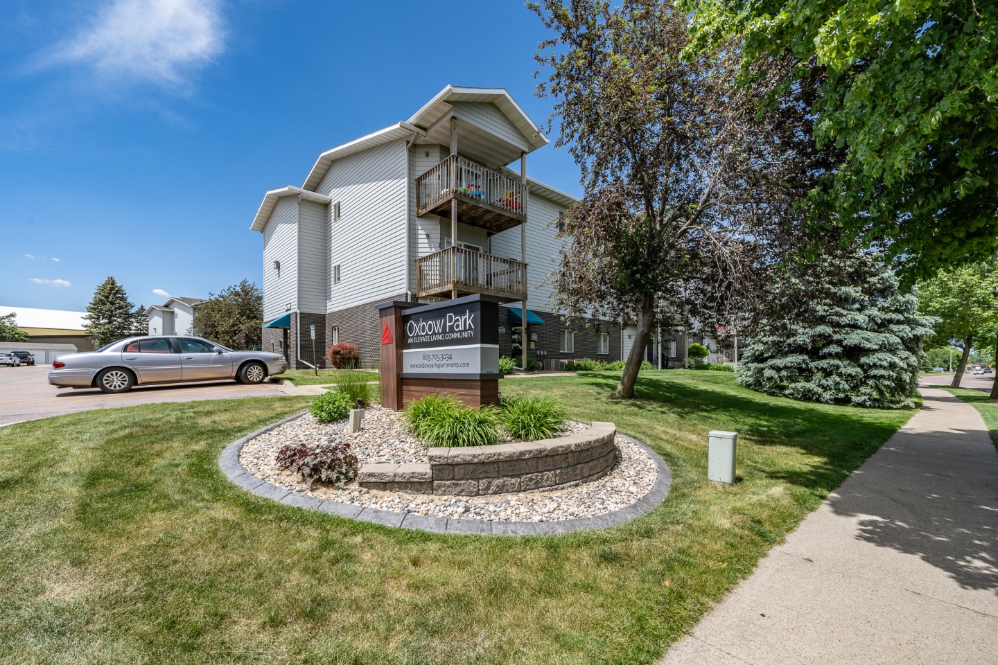 Oxbow Park Apartments Image 2