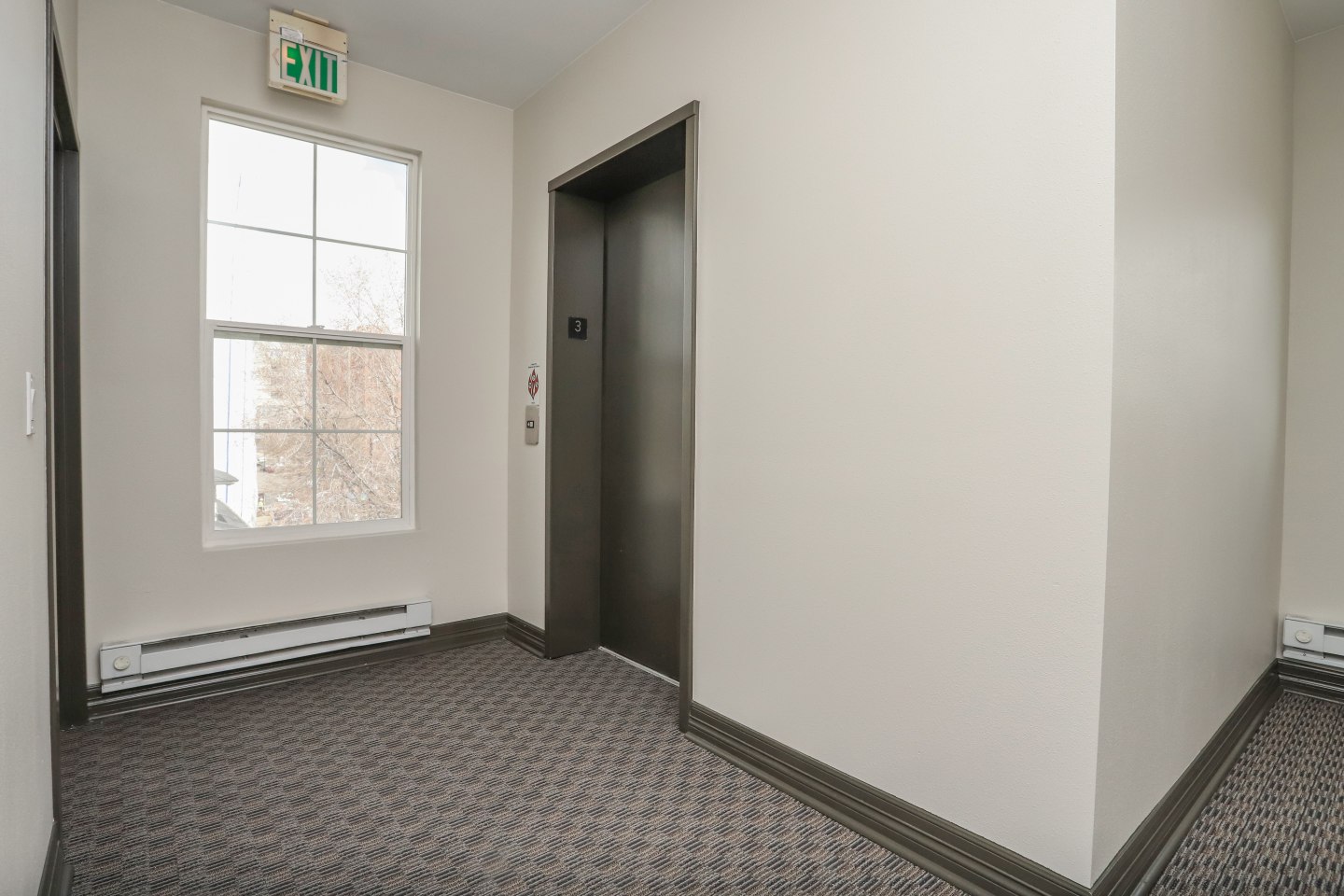 1721 Marion Image 11