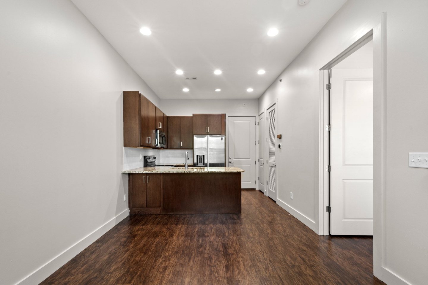 State Street Flats Image 9