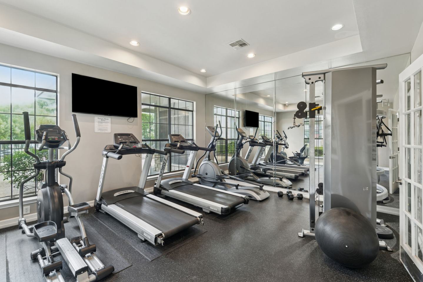 Lakeshore Villas Image 19