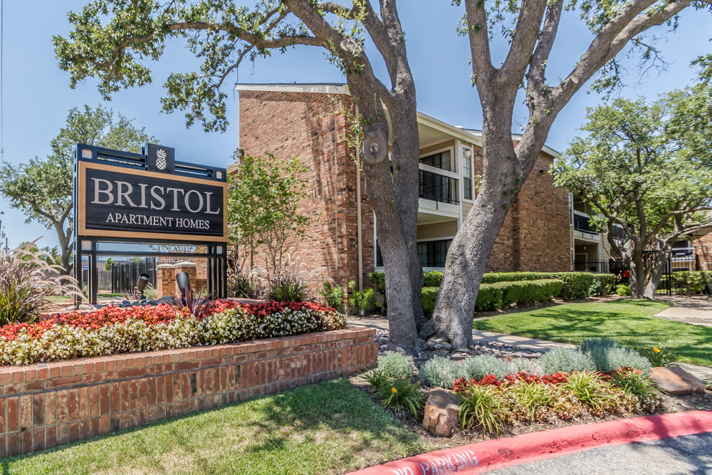Bristol Apartments Image 1