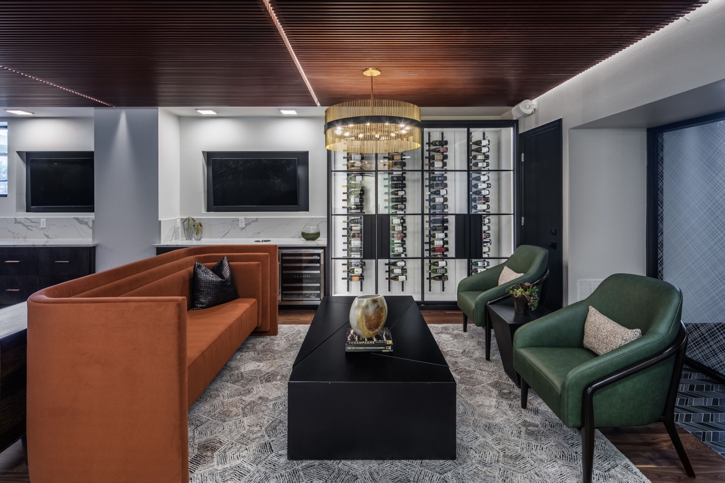 880 Lyn Image 46