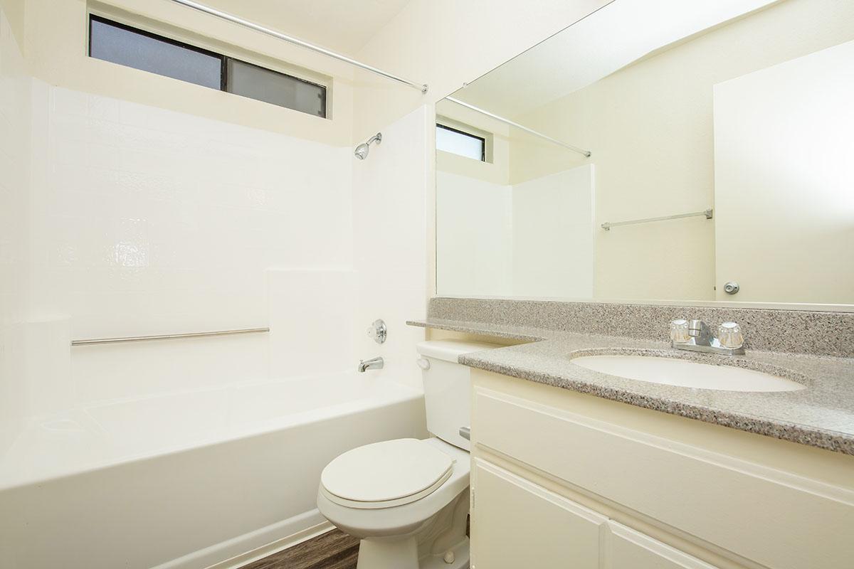Westridge Apartment Homes Image 9