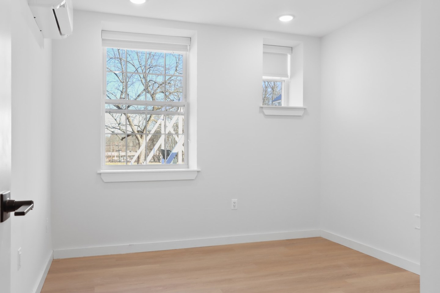 Alexandria Manor Image 47