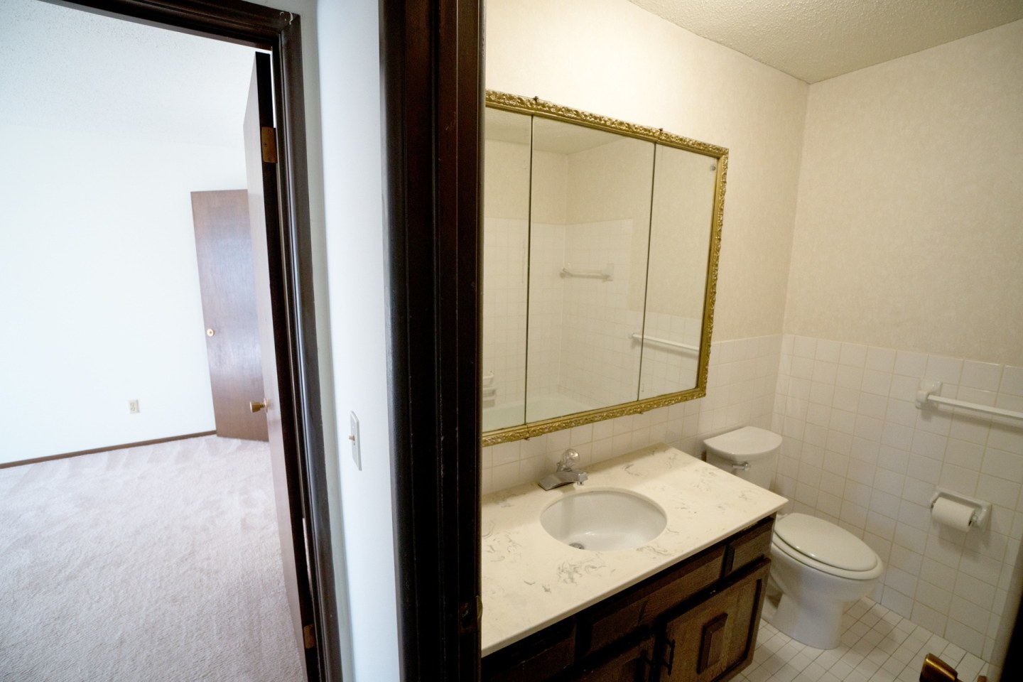 Victoria Flats Roseville Image 18