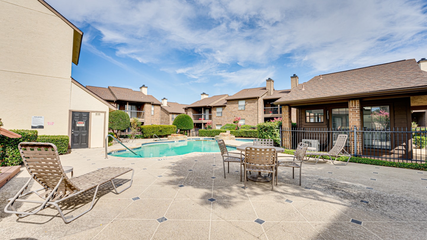 Woodland Hills Image 18