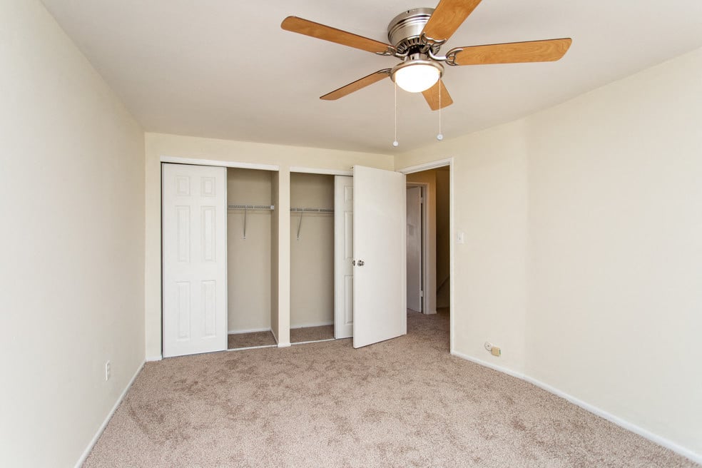 Carnaby Village Image 16