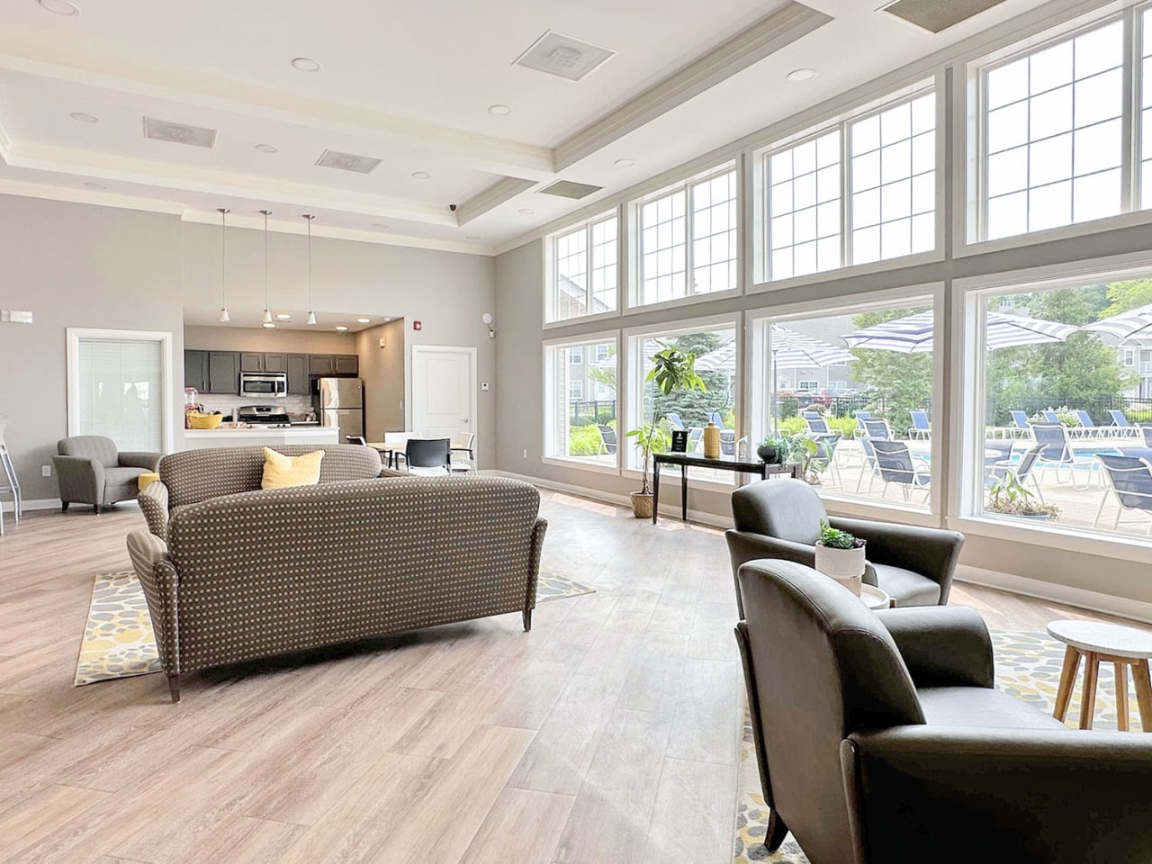 Cobblestone Court Apartments Image 29