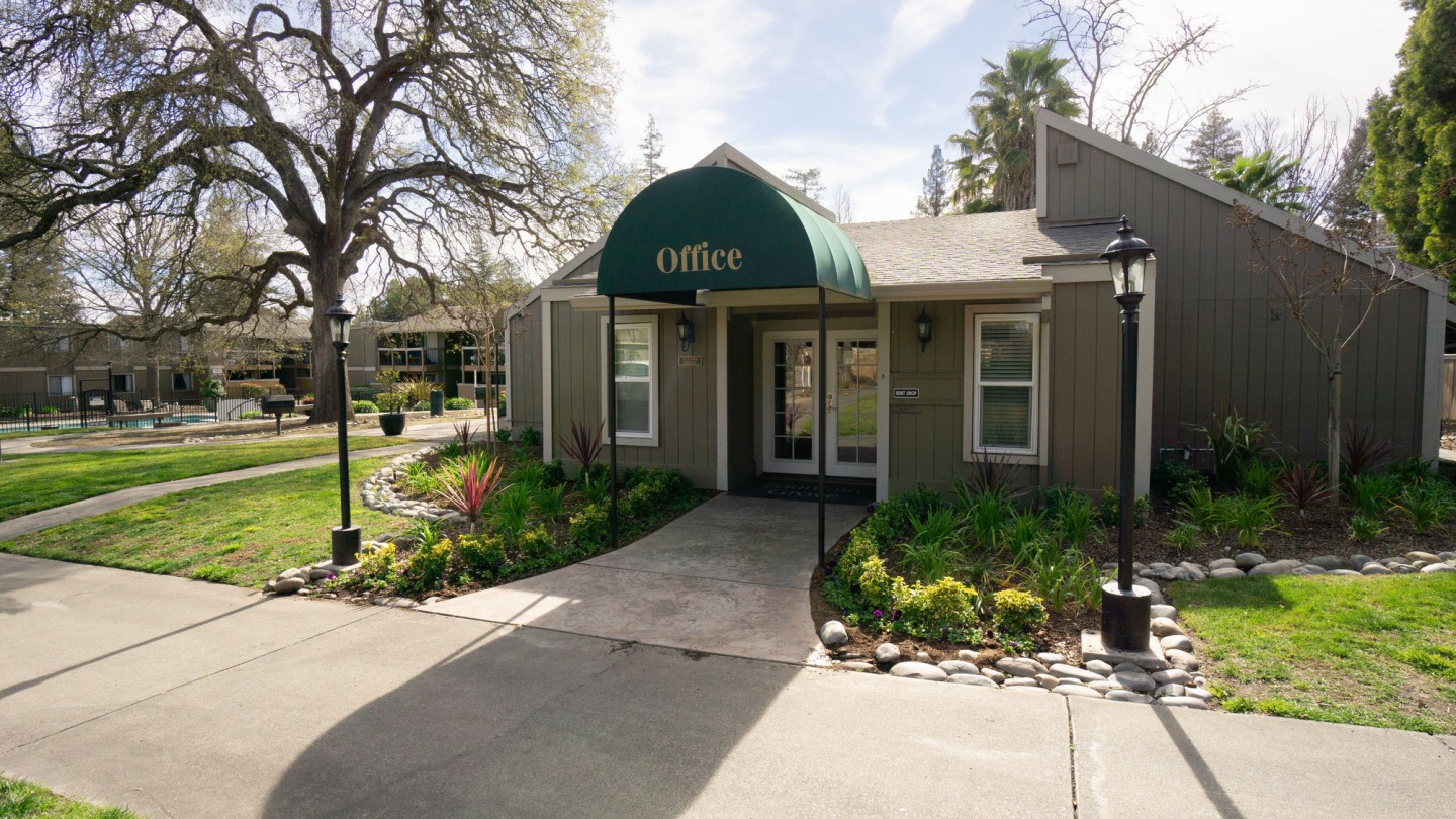 Fountain Grove Image 20