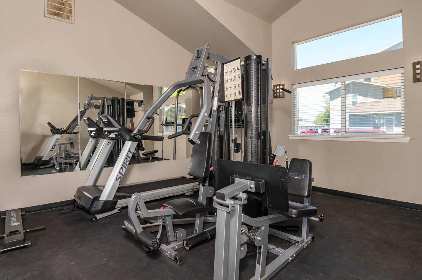 Center Pointe Apartments Image 10