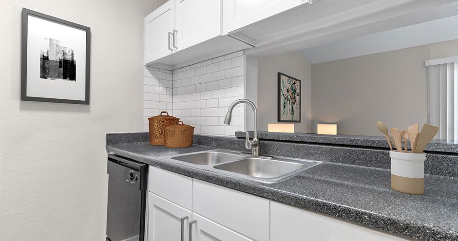 Hollytree Apartments Image 15