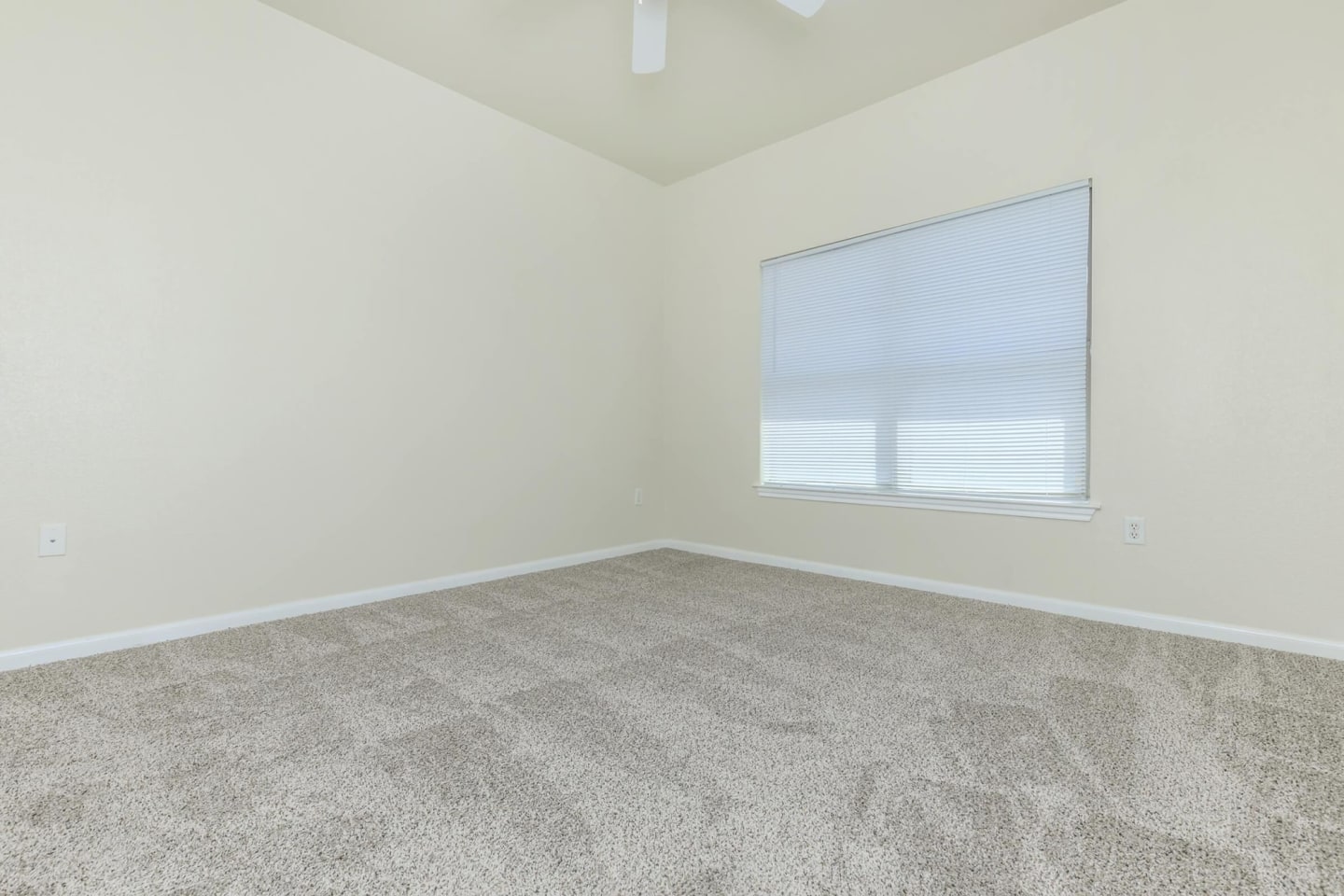 Affordable Housing - Cypress Creek on Jason Avenue Image 41