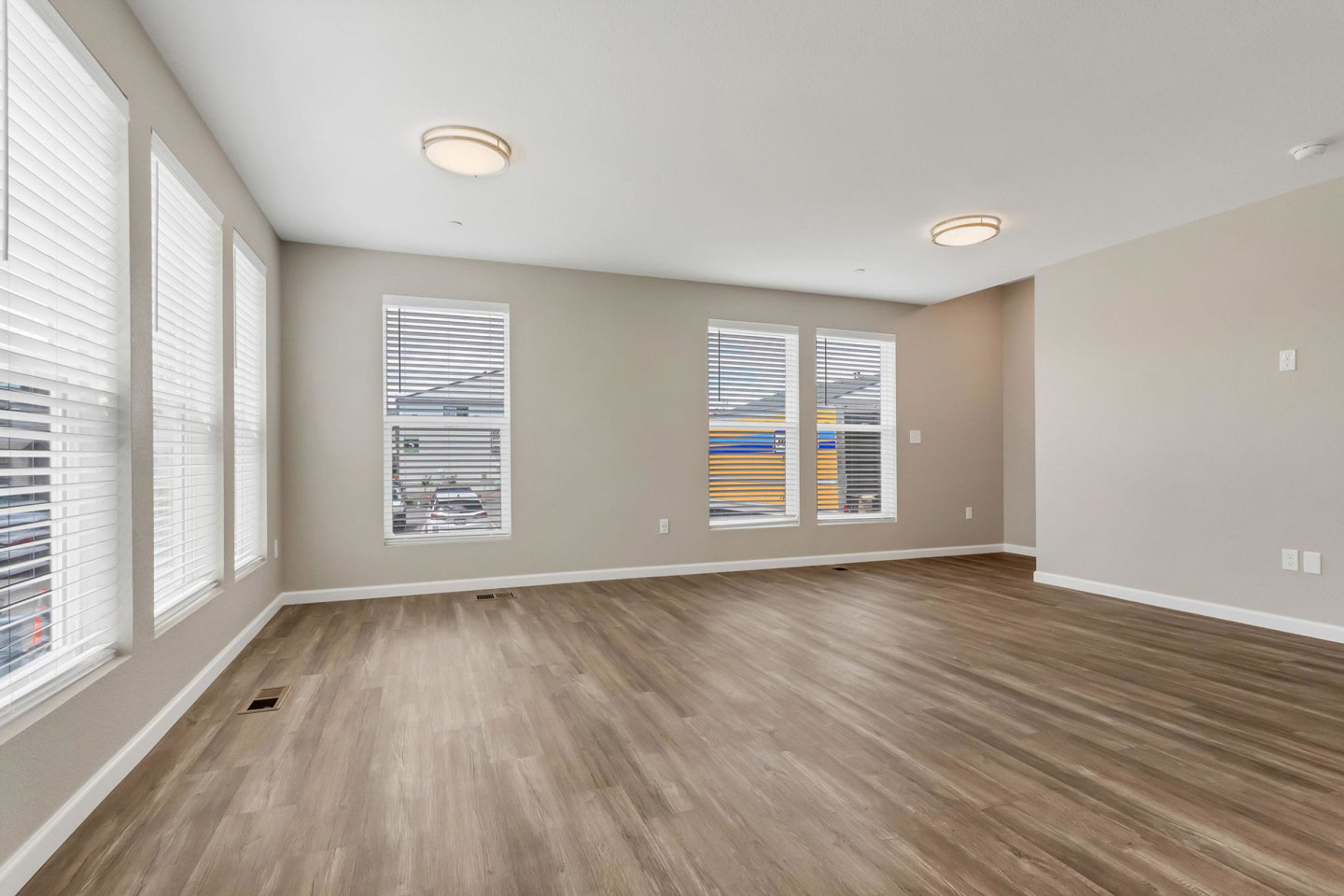 Briar Grove Townhomes Image 194