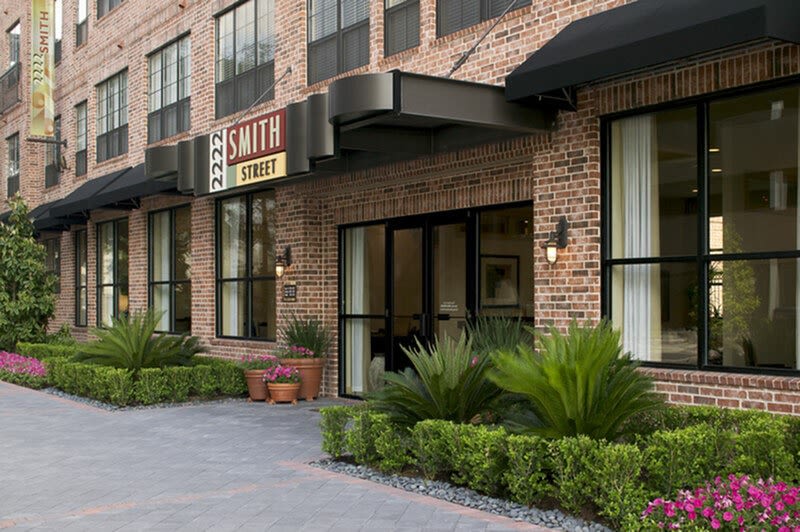 Midtown Houston Living Image 3