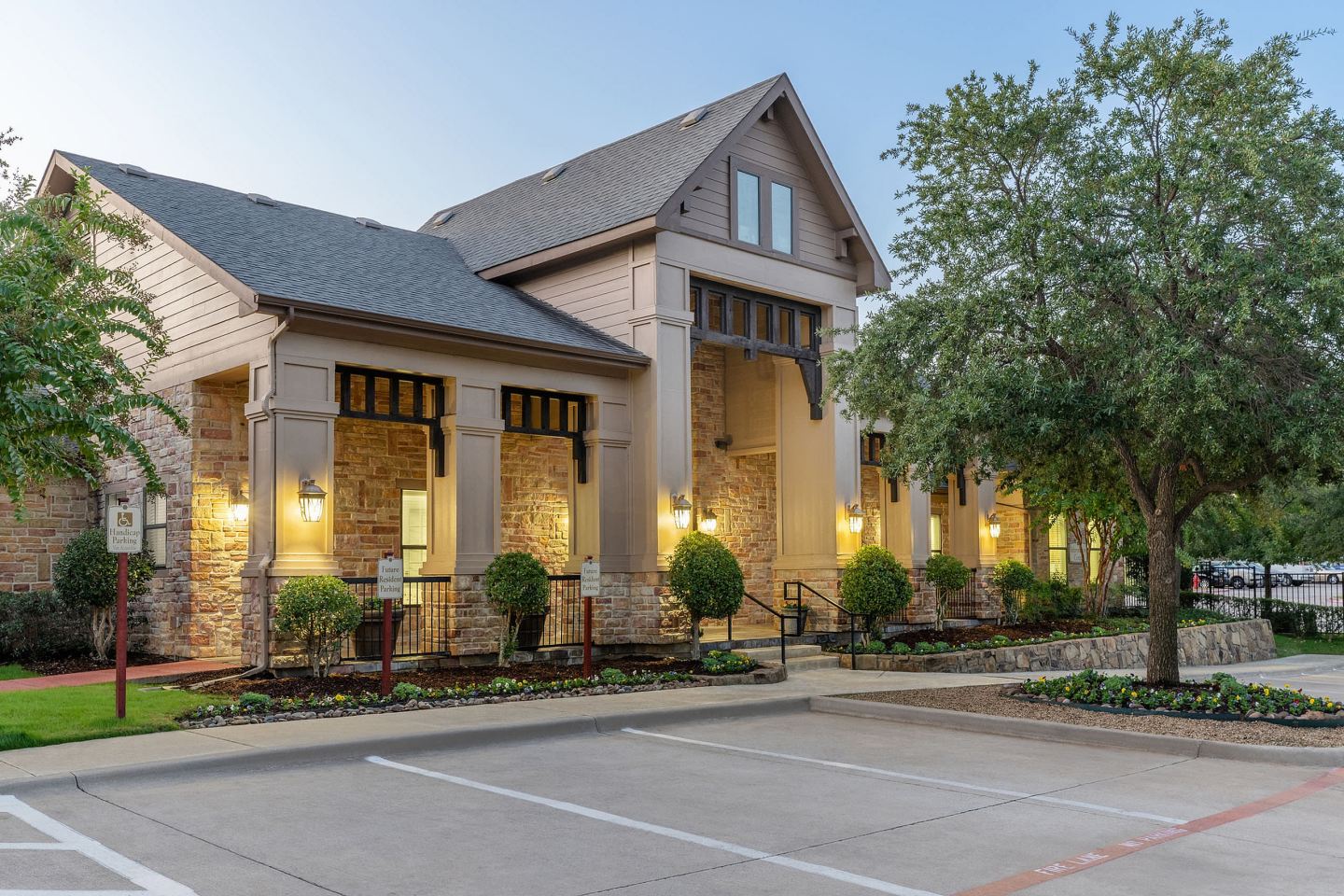 Lakeside Villas (Dallas) Image 14