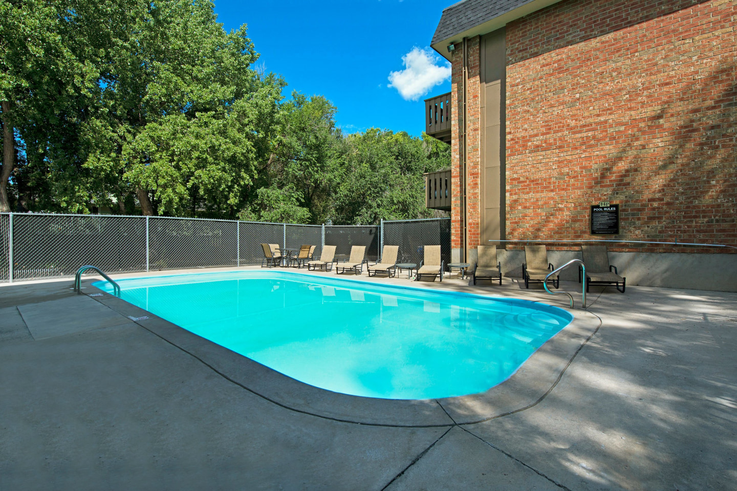 Hyde Park Apartments Image 7
