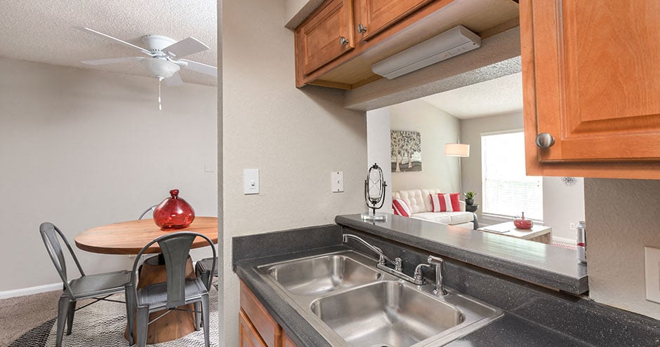 Broadmoor Apartment Homes Image 16