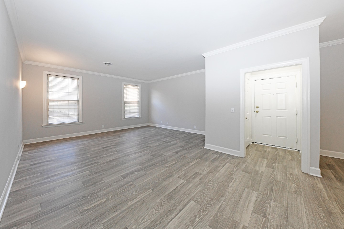 Chowning Square Image 14