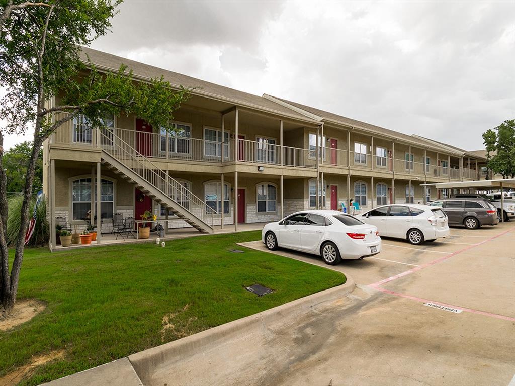 Residences at Holly Oaks Image 21