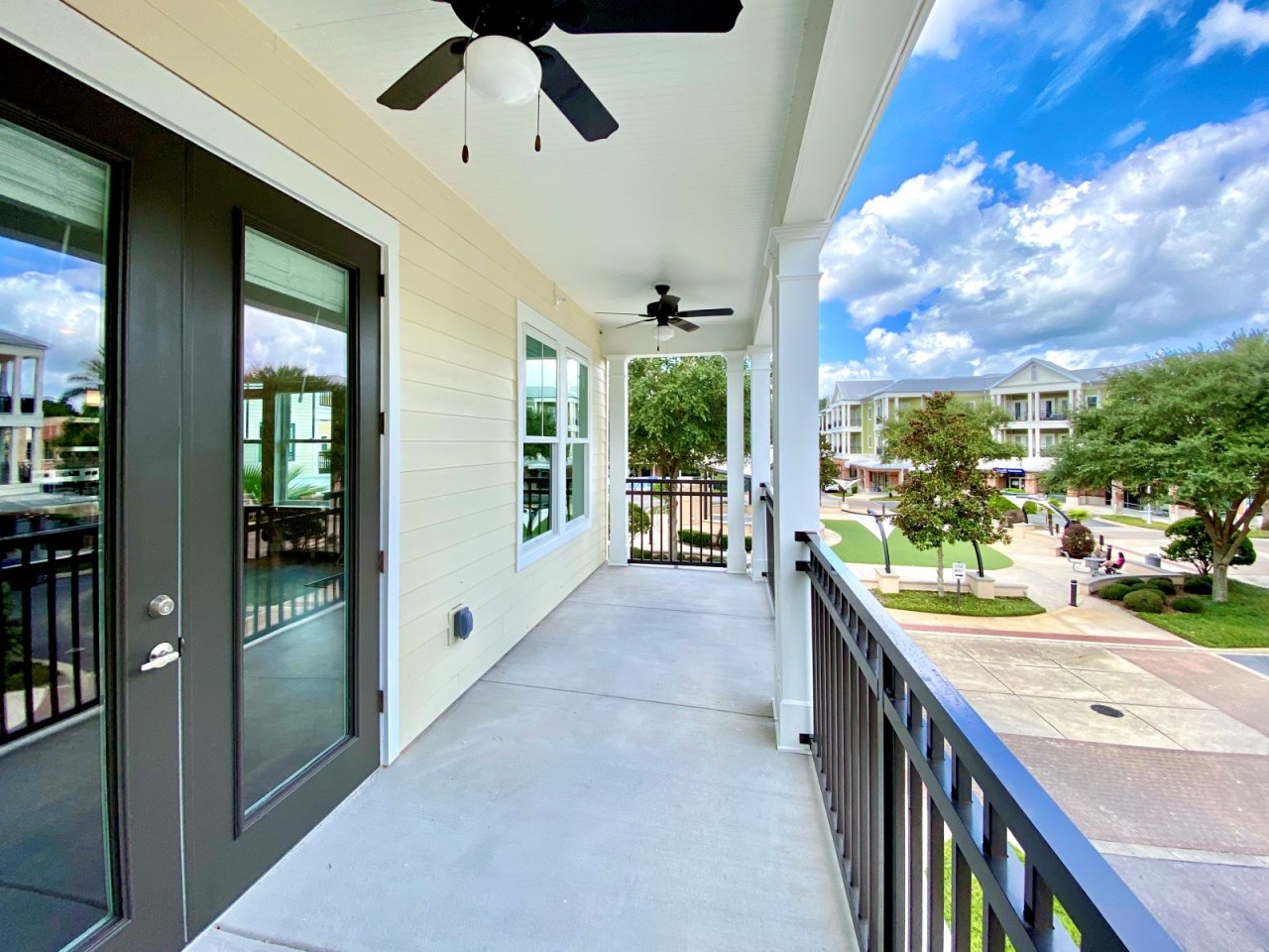 Flats At Tioga Town Center Image 18