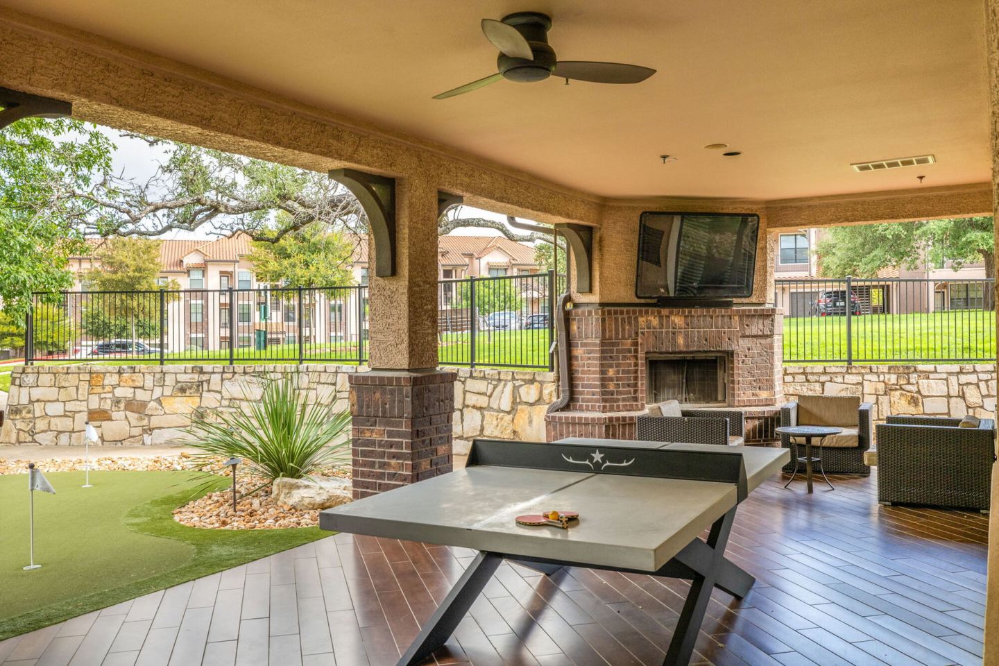 Ladera Apartment Homes Image 12