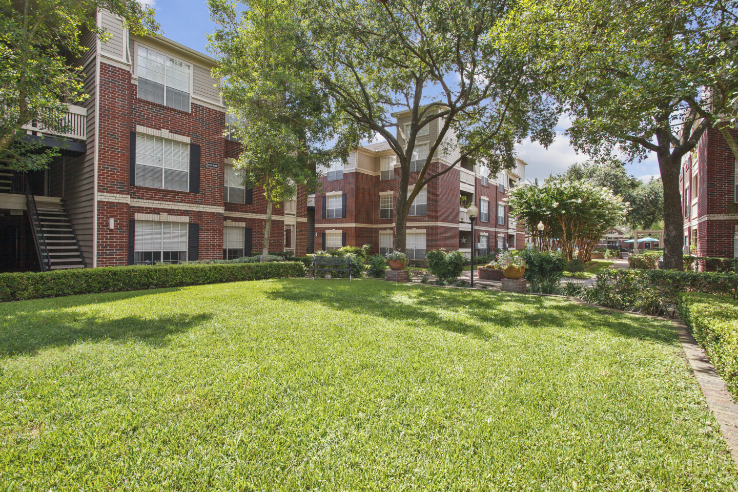 Gables Cityscape Image 13