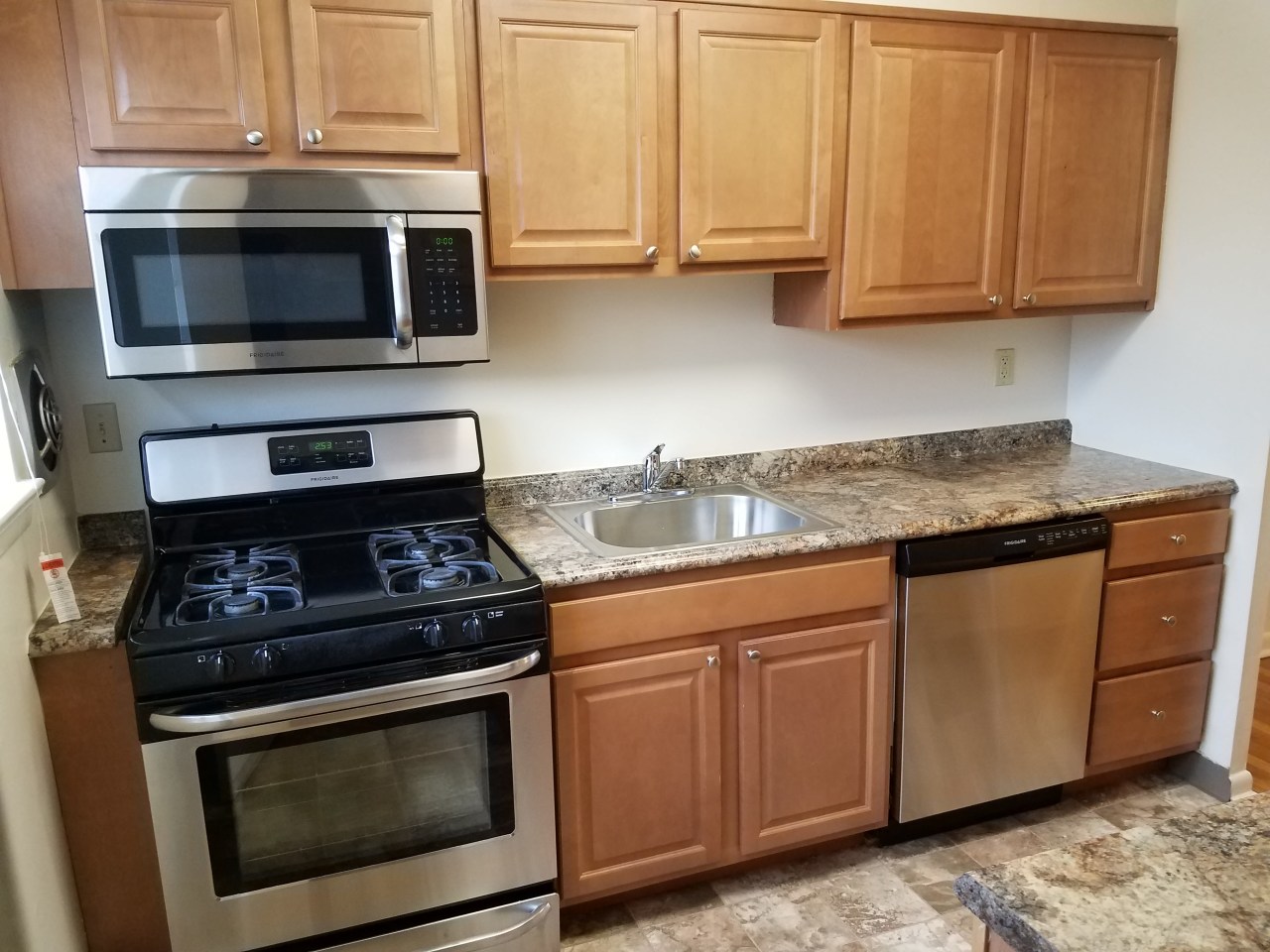 Summit Manor Apartments Image 6