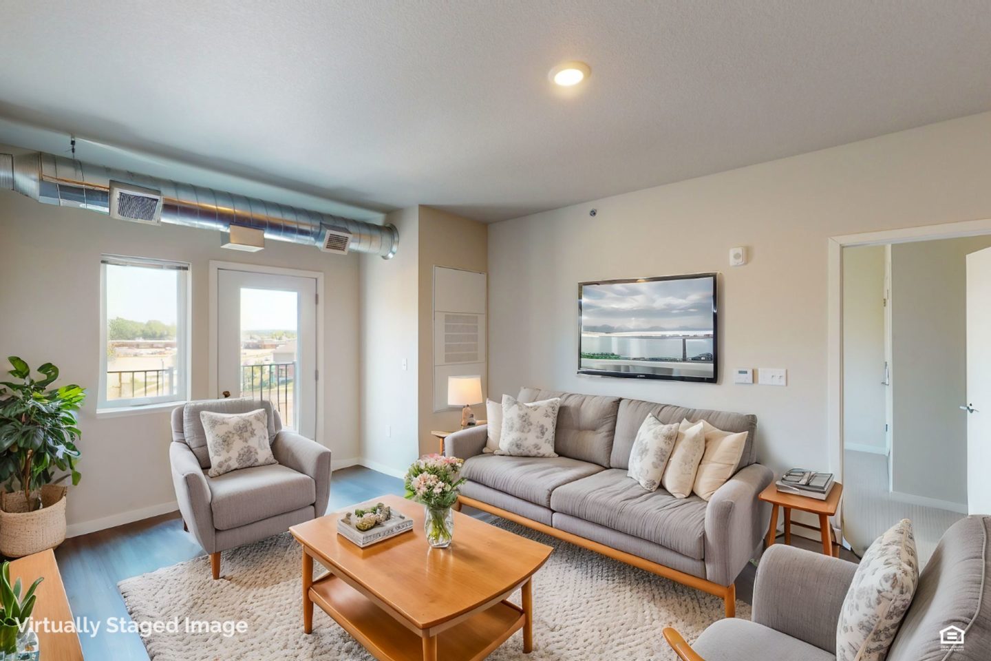 Boulevard Apartments & Townhomes Image 45