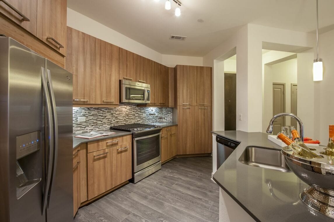 Pearl 21 Eleven Image 34