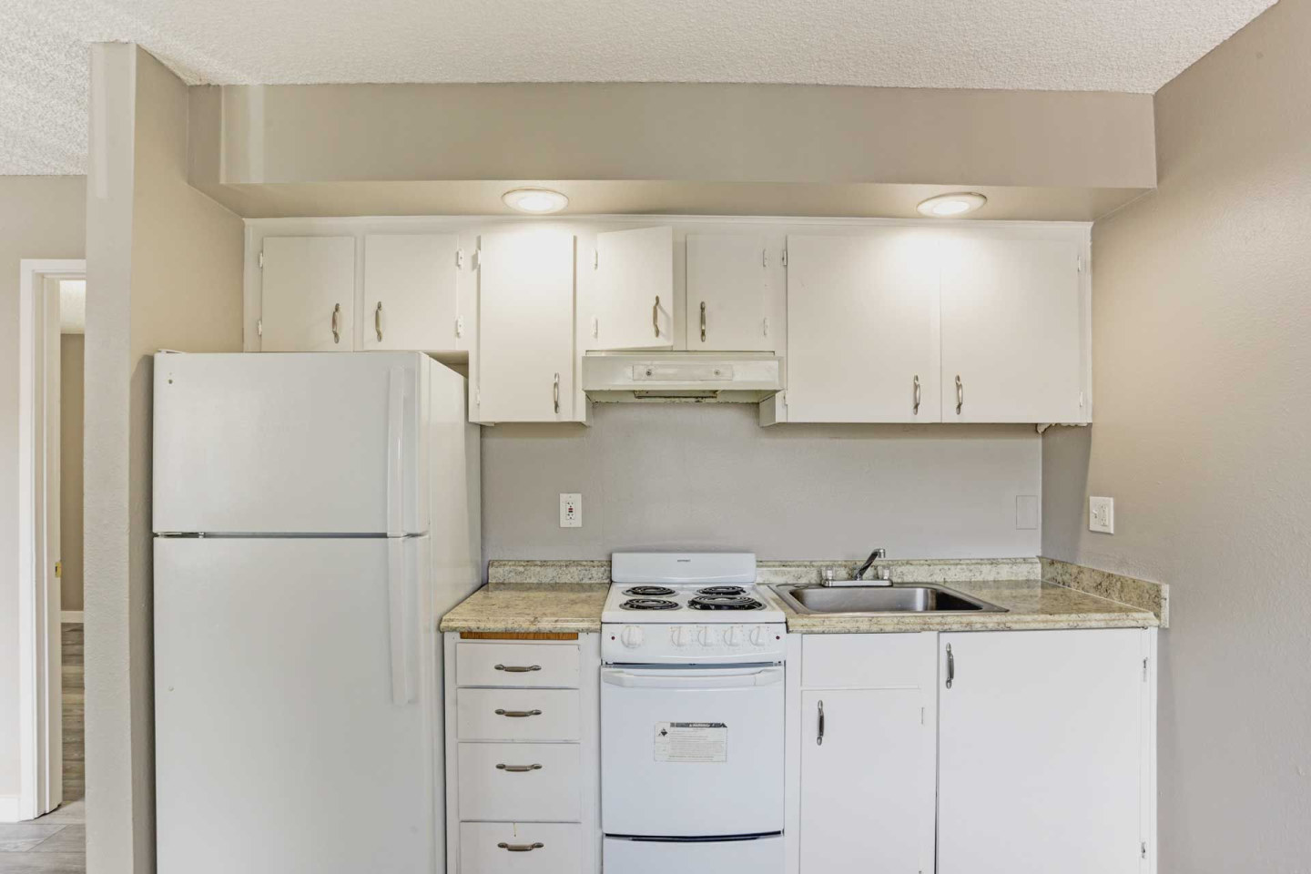 T Street Apartments Image 13
