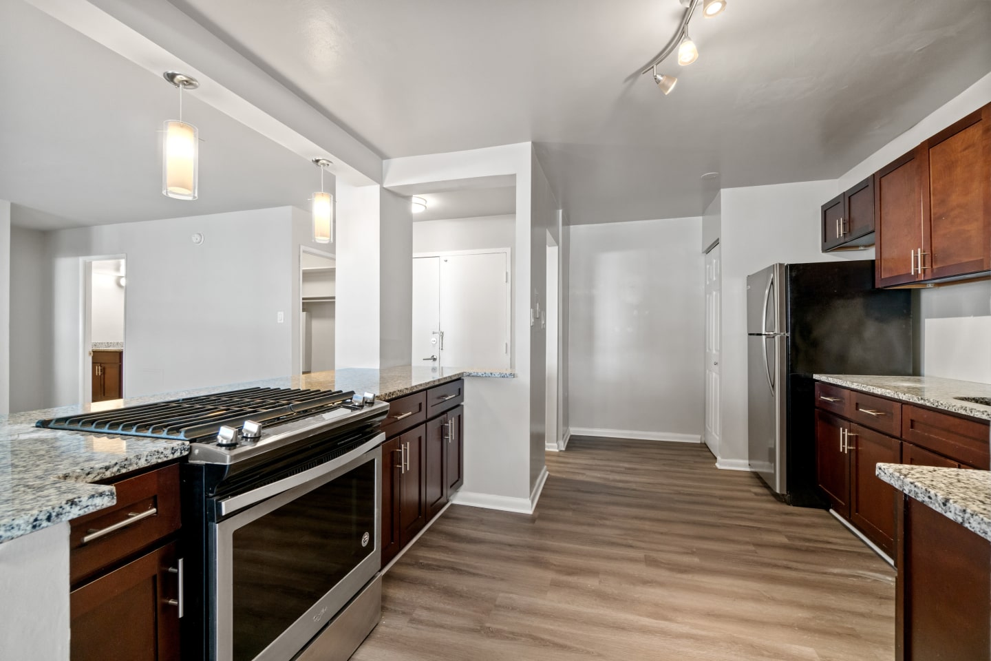 The Falls at Roland Park Apartments Image 5